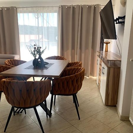 Piano Apartment Lopar Eksteriør bilde
